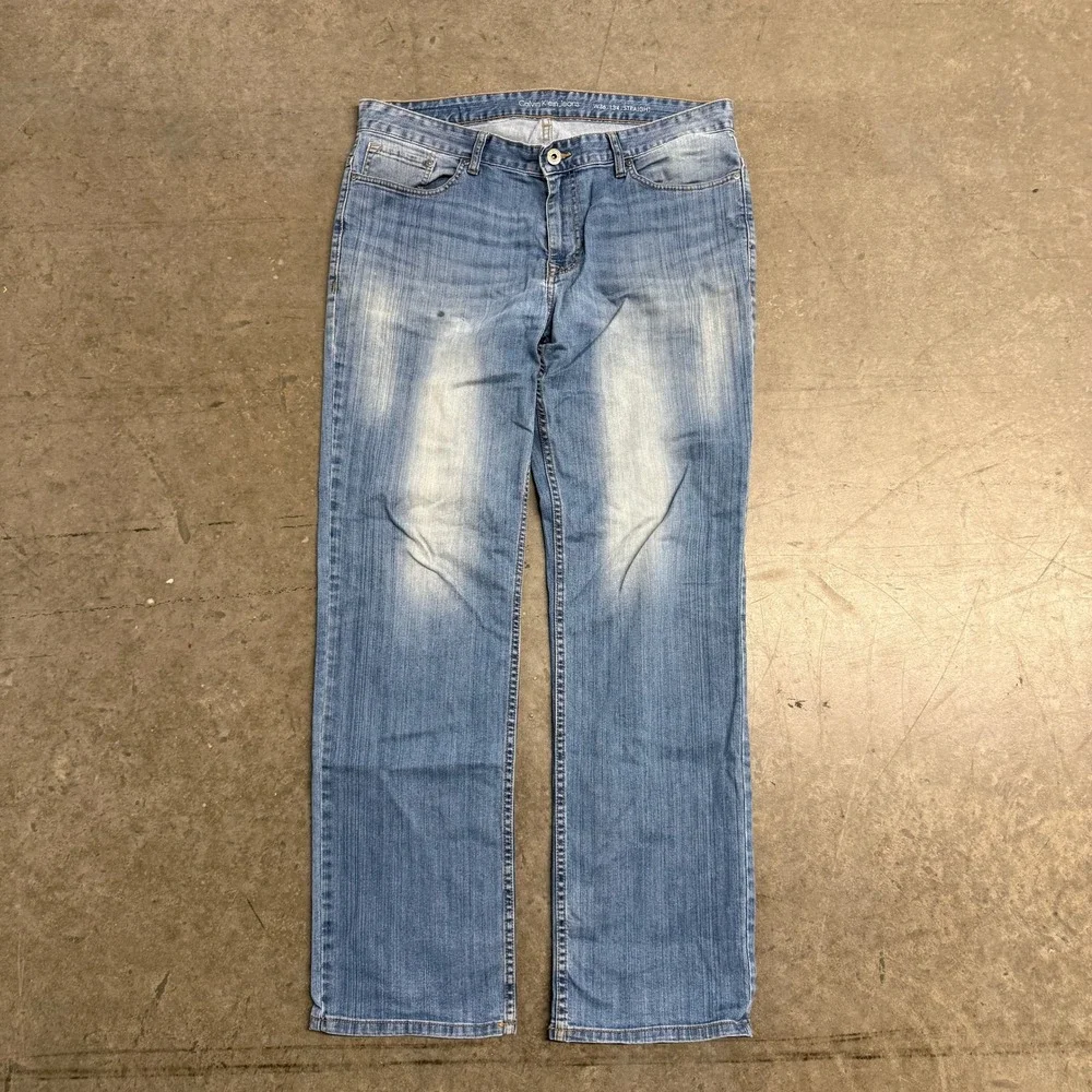 Calvin Klein Jeans Mens 36x34‎ Straight Leg Light Wash Blue Denim Jeans